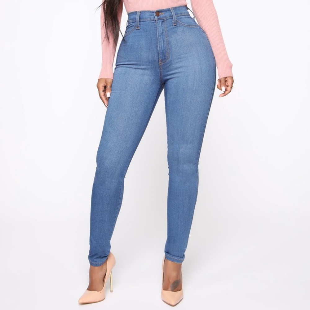 Classic high waist jeans